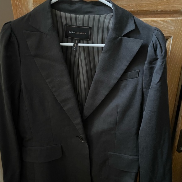 Three blazers! Great condition. All size medium - Picture 3 of 4